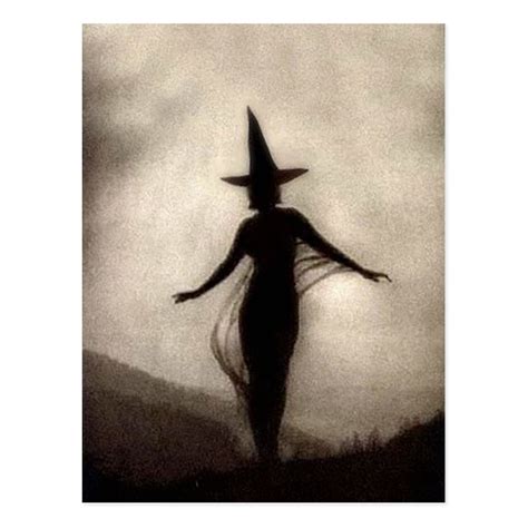 Vintage shadow witch volume